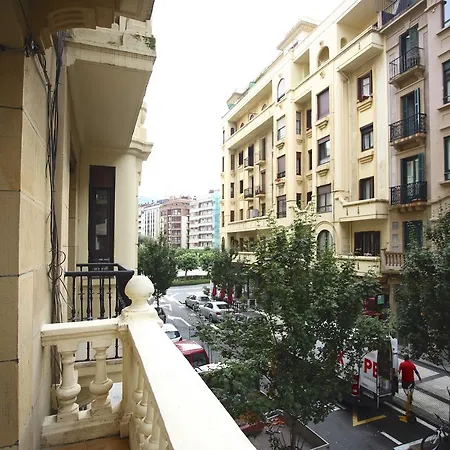 Appartement Usandizaga Suite: Second Beach Line